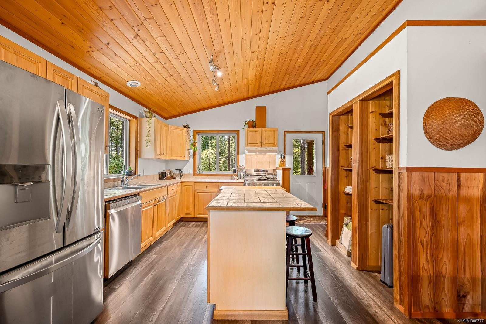 924 Siskin Lane, Cortes Island, BC