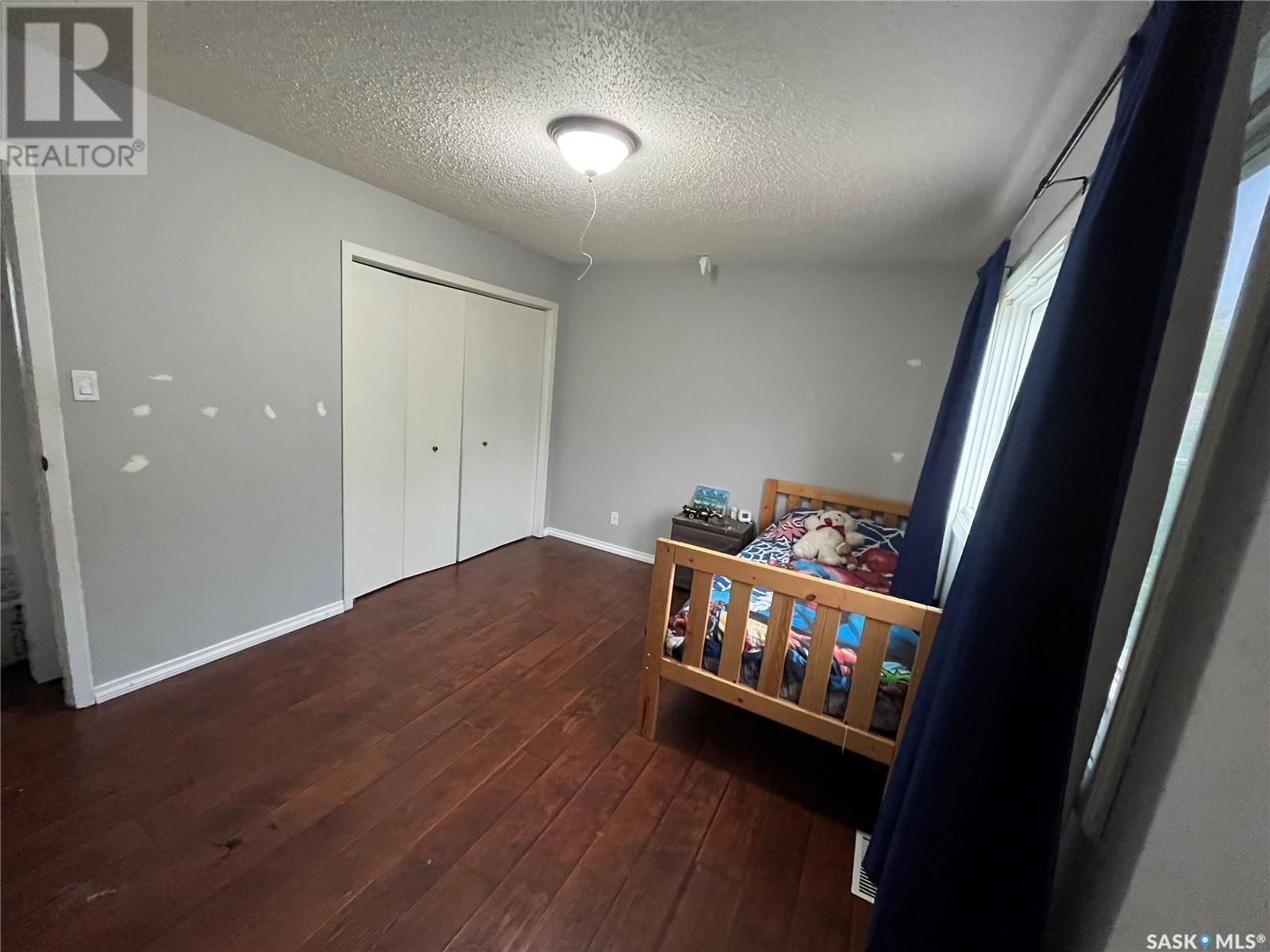 206 3Rd Avenue, Caronport, SK - Indoor Photo Showing Other Room