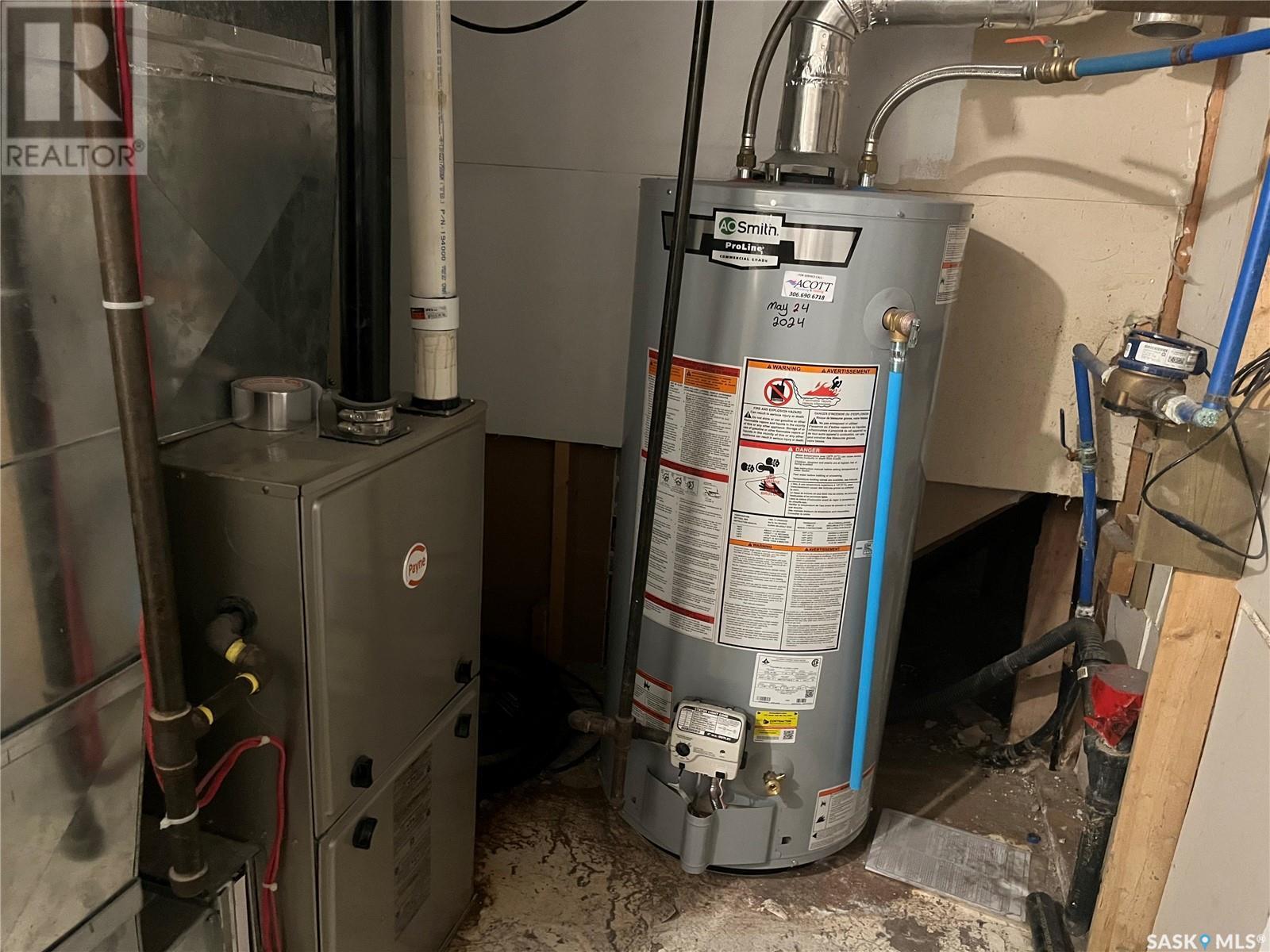 206 3Rd Avenue, Caronport, SK - Indoor Photo Showing Basement