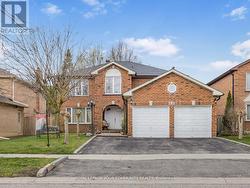 261 HOOVER DRIVE W Pickering, ON L1V 5R9