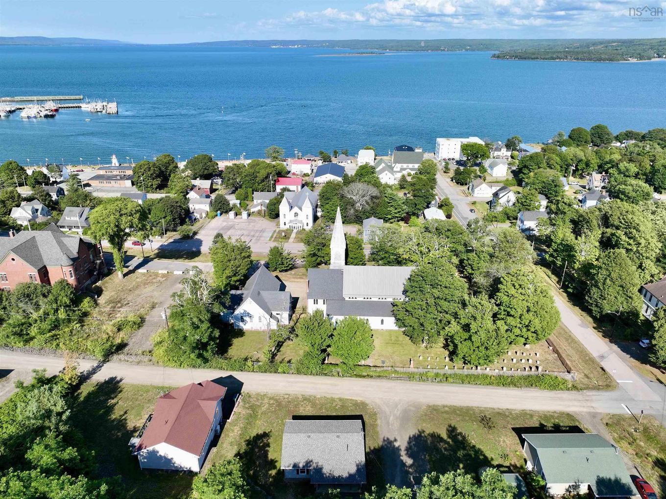 101 Second Avenue, Digby, NS