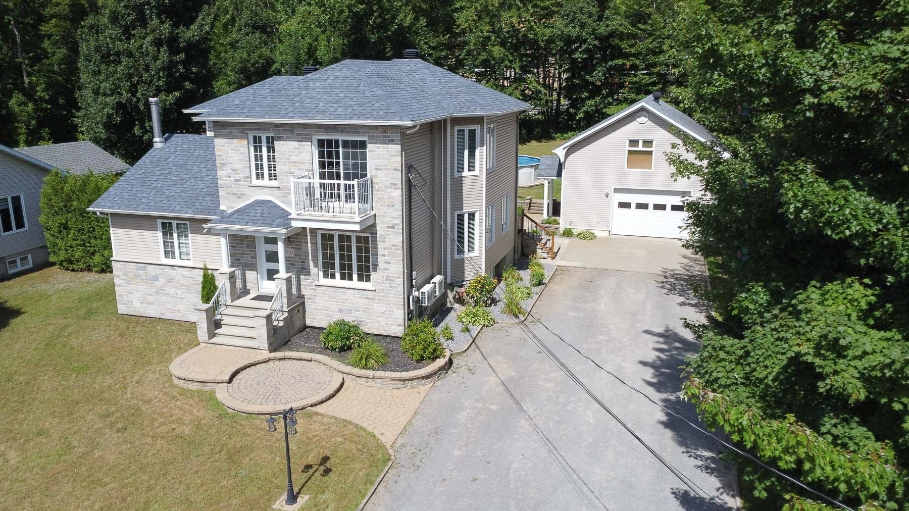 Front of Structure - 5200 Rue De L'Église, Notre-Dame-Du-Mont-Carmel, QC - Outdoor With Facade