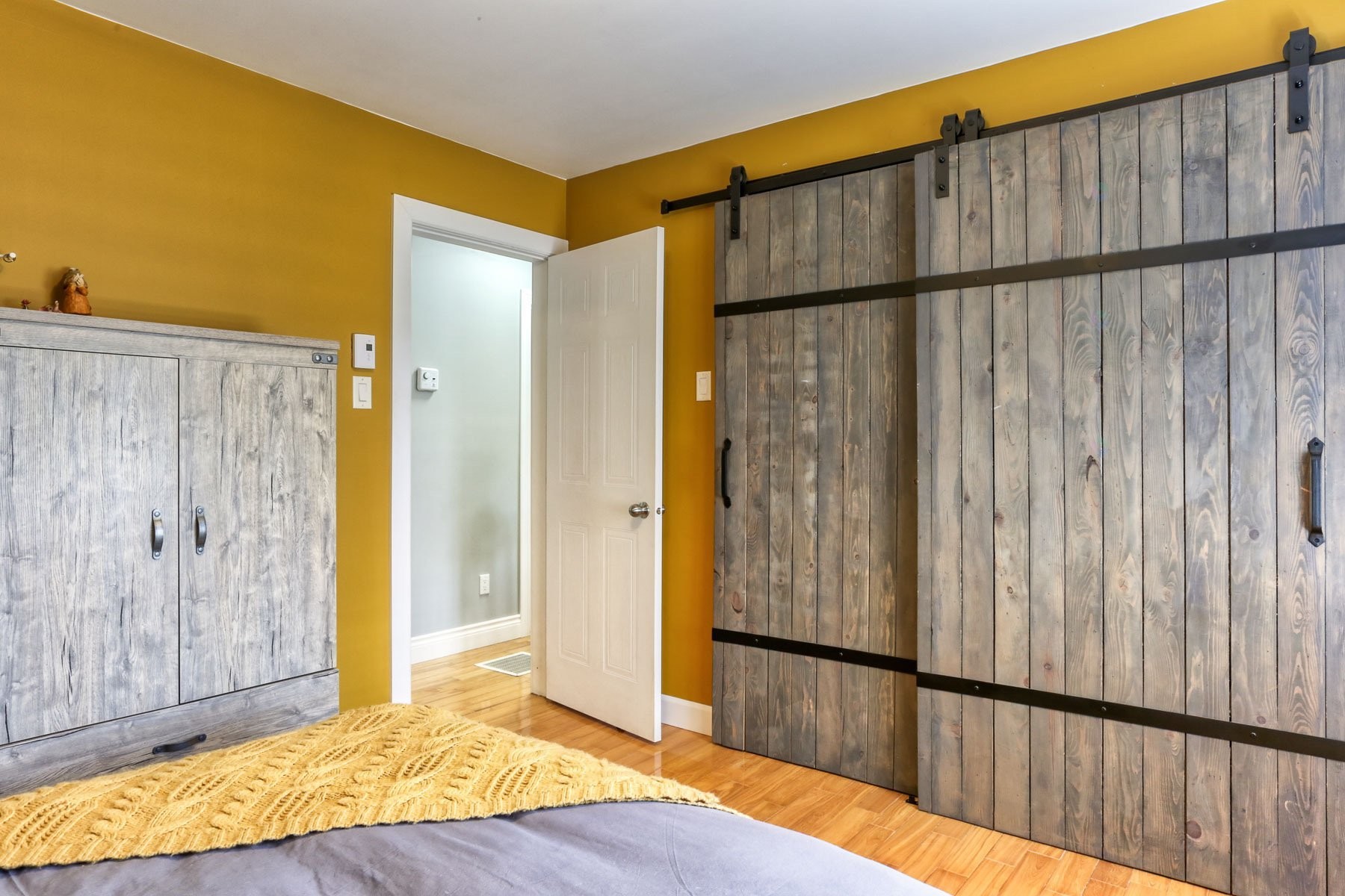 Master Bedroom - 5200 Rue De L'Église, Notre-Dame-Du-Mont-Carmel, QC - Indoor