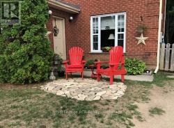 UNIT 2 PRIOR TENANT DECOR -