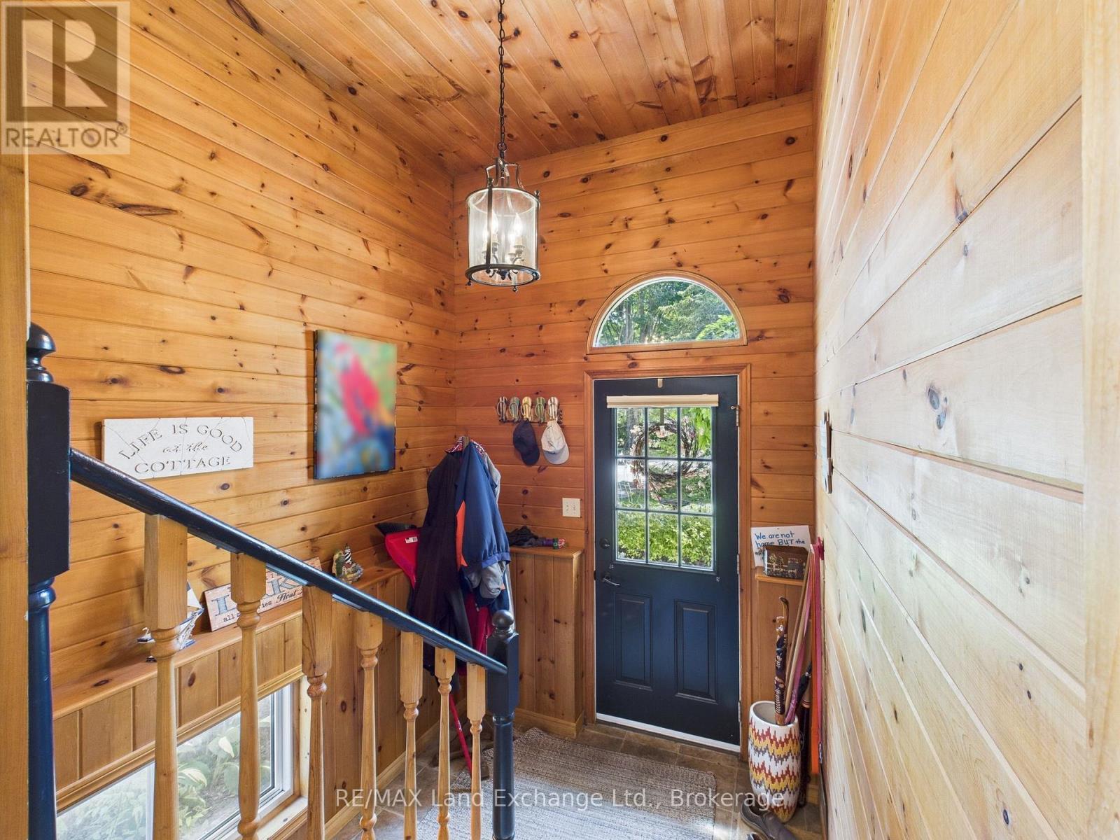 213 Huron Road Road, Huron-Kinloss, ON - Indoor Photo Showing Other Room