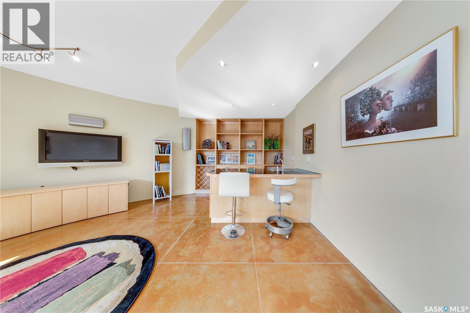 616 Saskatchewan Crescent E, Saskatoon, SK - Indoor Photo Showing Other Room