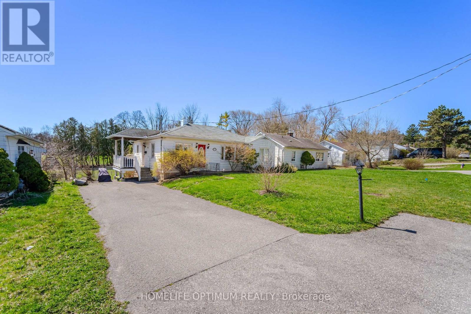 128 Eagle Street, Newmarket, ON - Outdoor