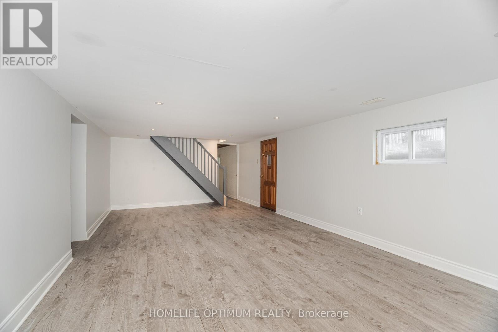 128 Eagle Street, Newmarket, ON - Indoor Photo Showing Other Room