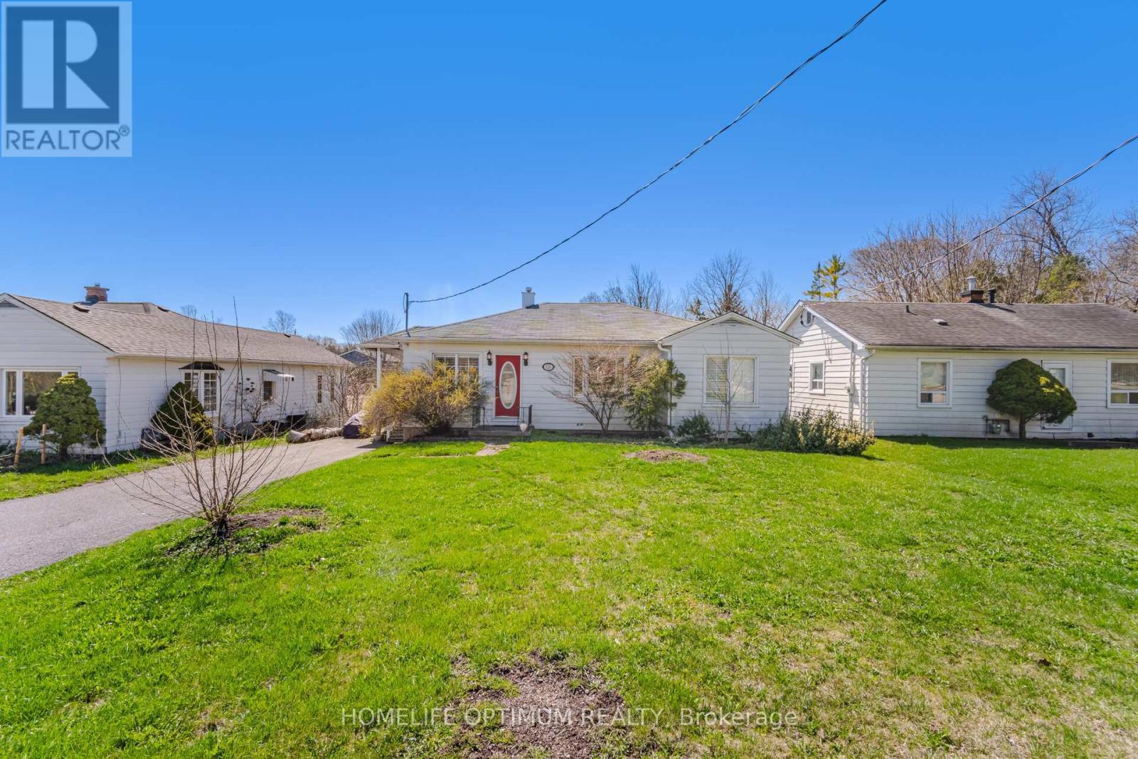 128 Eagle Street, Newmarket, ON - Outdoor