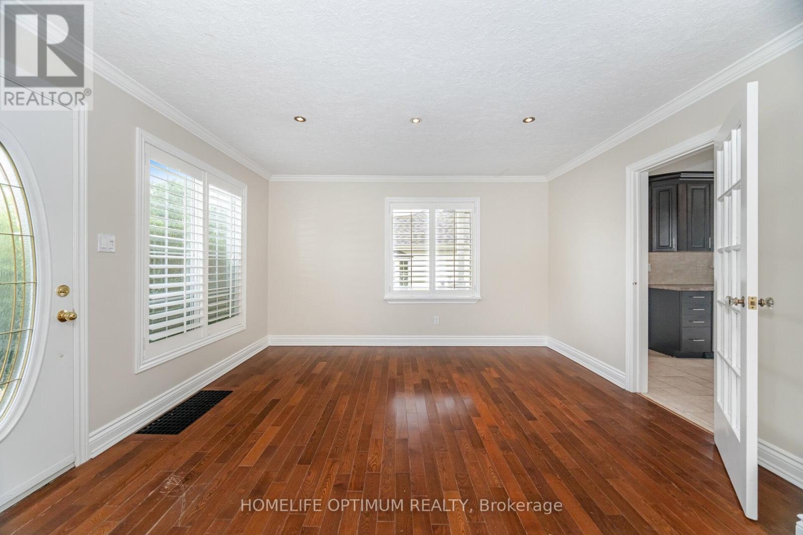 128 Eagle Street, Newmarket, ON - Indoor Photo Showing Other Room