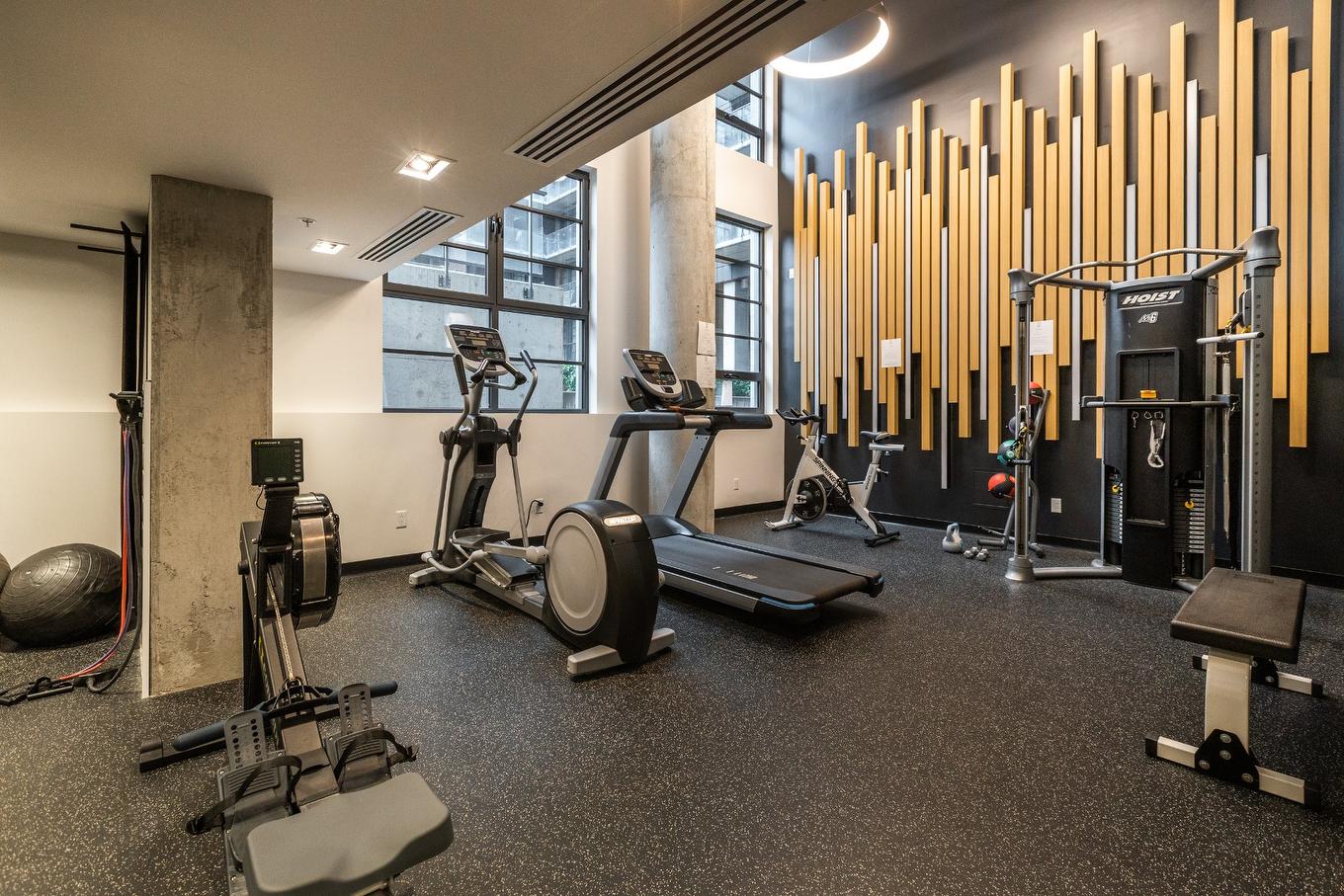 Salle d'exercice - 612-1340 Rue Olier, Montréal (Le Sud-Ouest), QC - Indoor Photo Showing Gym Room