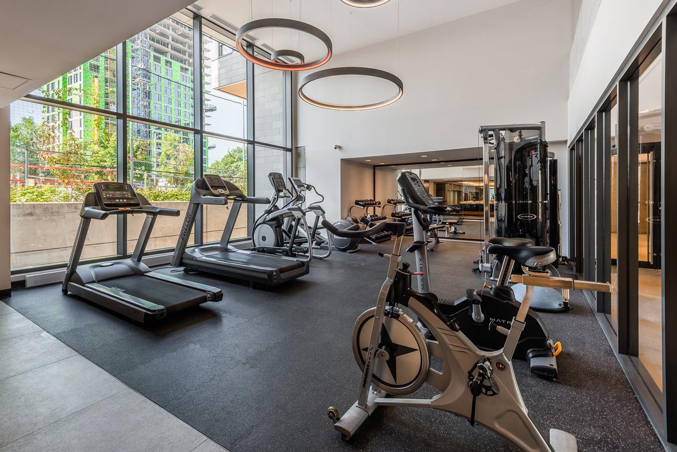 Salle d'exercice - 612-1340 Rue Olier, Montréal (Le Sud-Ouest), QC - Indoor Photo Showing Gym Room