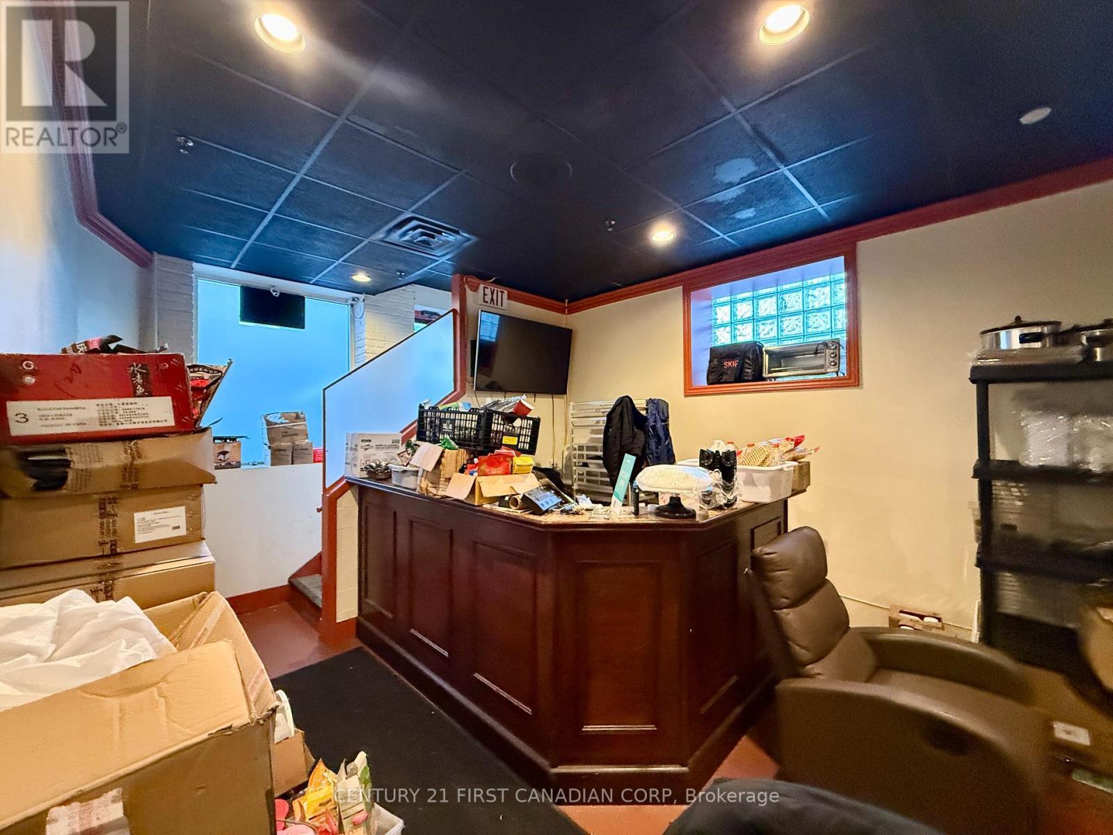 196 Dundas Street, London East (East K), ON