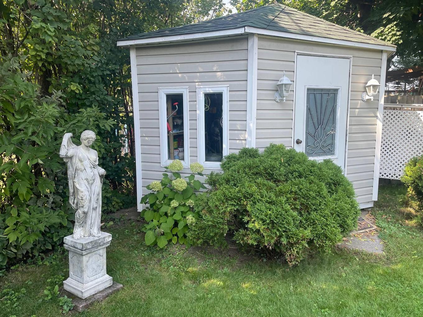 Cour - 4584 Rue Hilltop, Montréal (Pierrefonds-Roxboro), QC - Outdoor