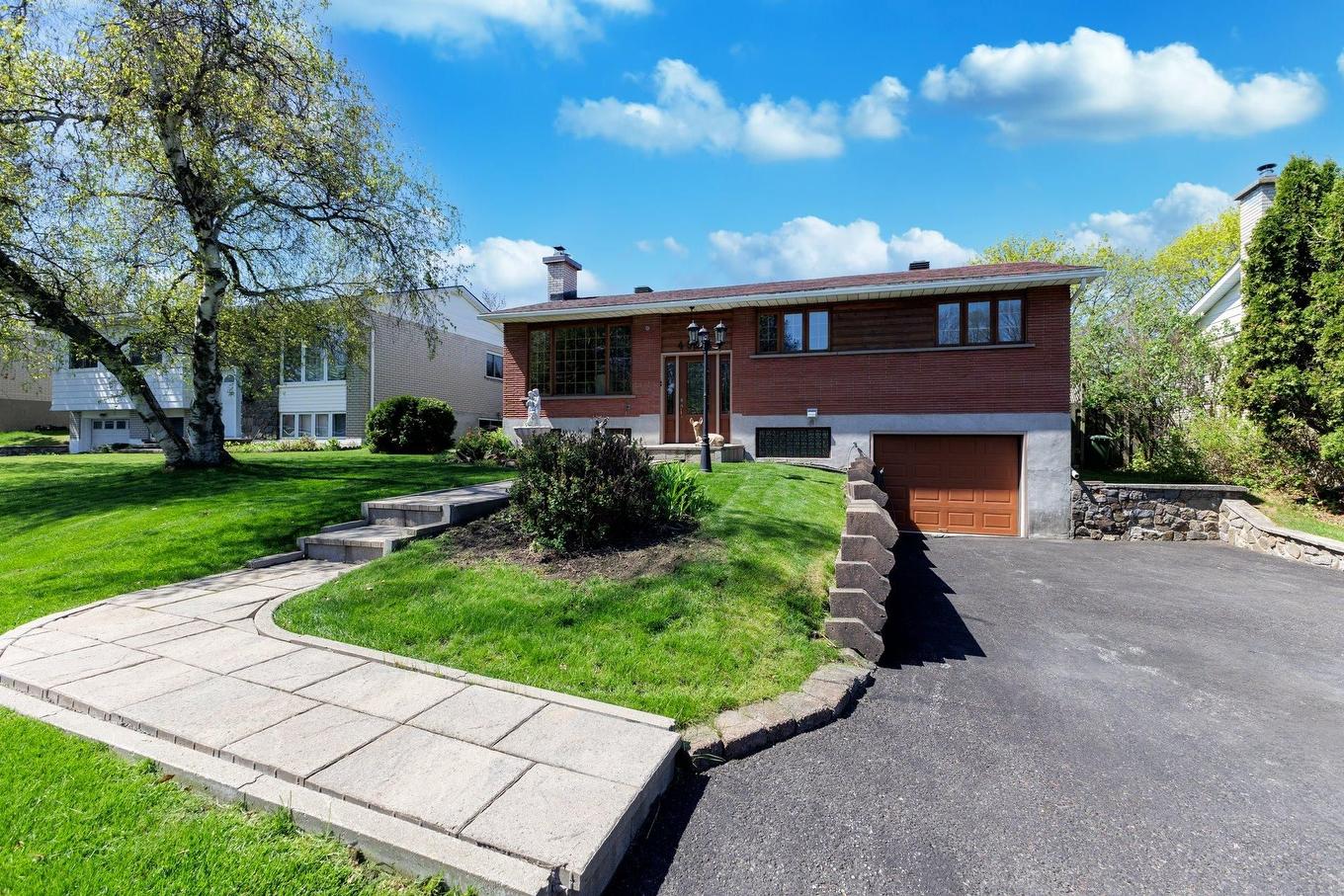 Façade - 4584 Rue Hilltop, Montréal (Pierrefonds-Roxboro), QC - Outdoor