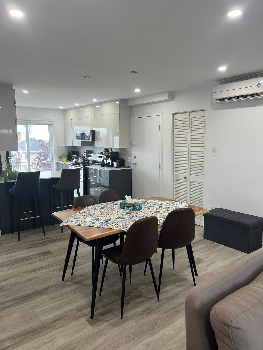 Salle à manger - 186-421 Rue Éricka, Laval (Fabreville), QC - Indoor