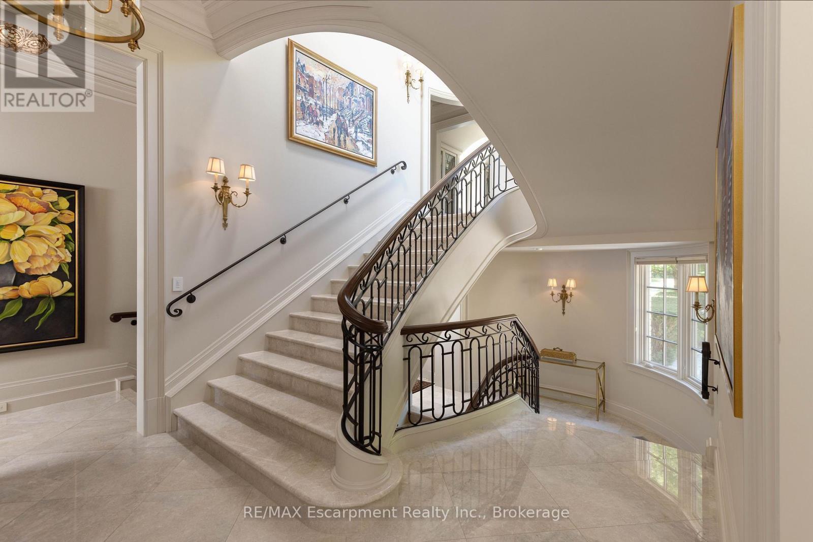 2054 Lakeshore Road E, Oakville (Fd Ford), ON - Indoor Photo Showing Other Room