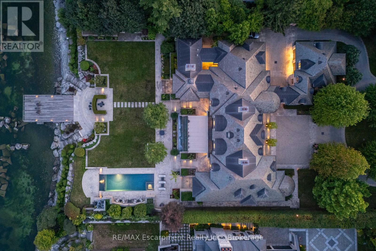 2054 Lakeshore Road E, Oakville (Fd Ford), ON - With View