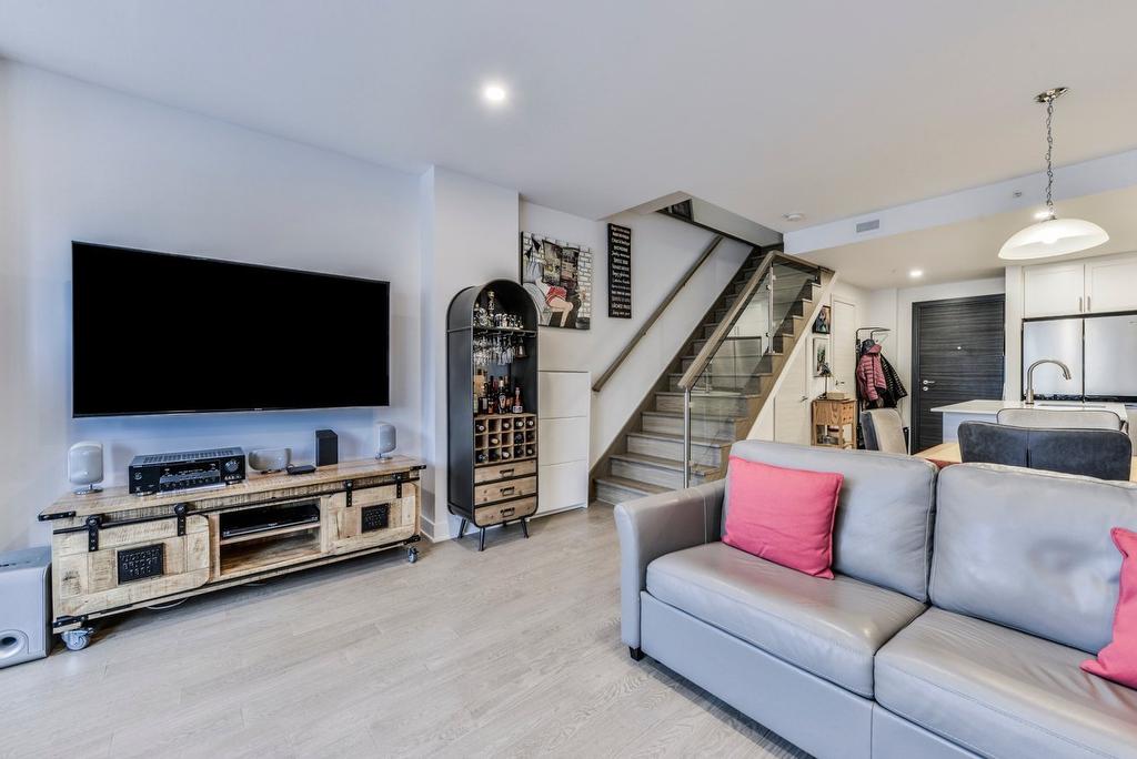 Salon - 109-6750 Rue Sherbrooke E., Montréal (Mercier/Hochelaga-Maisonneuve), QC - Indoor Photo Showing Living Room