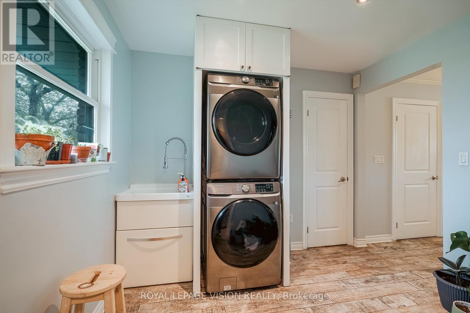 30 Queen Street, Puslinch, ON