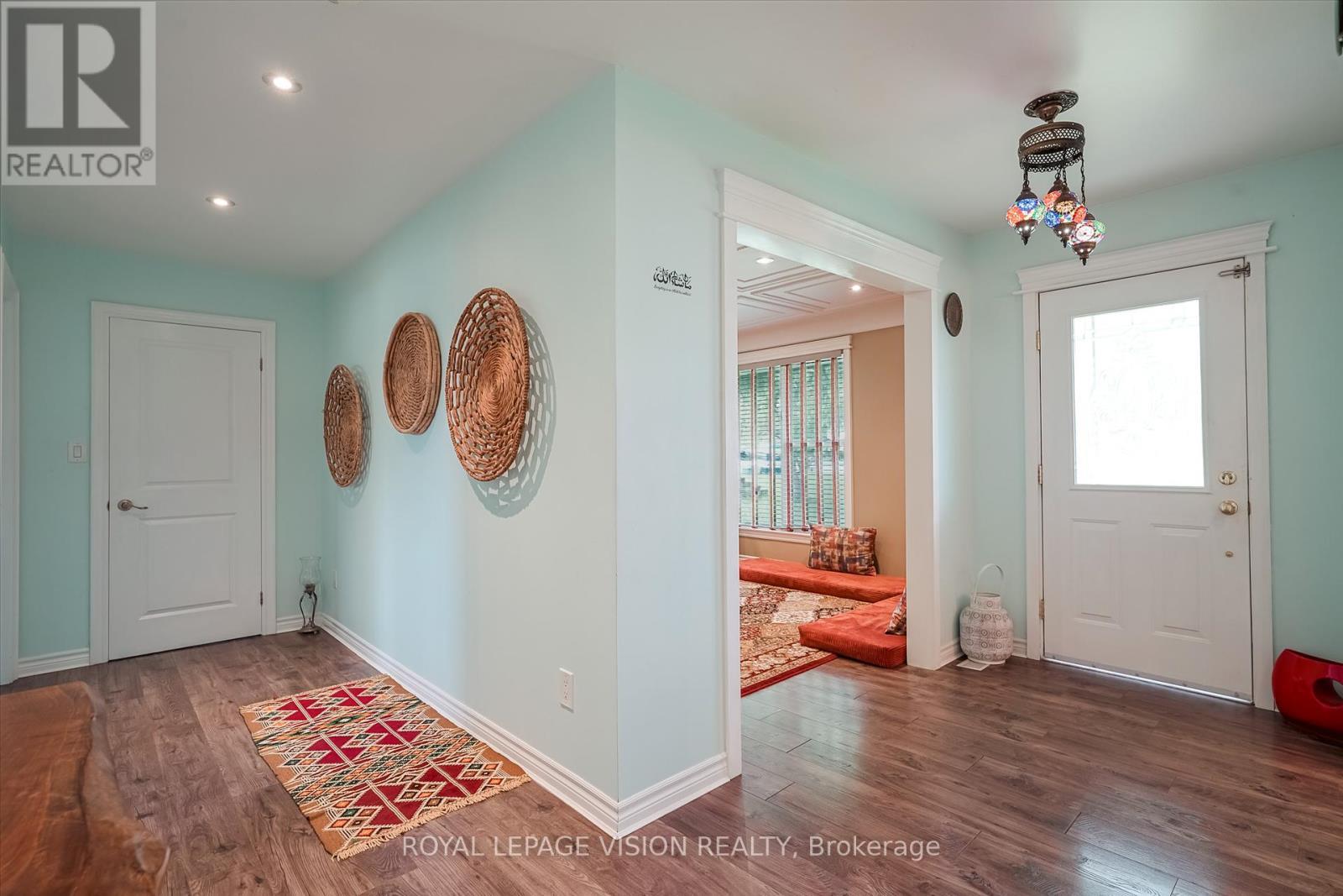 30 Queen Street, Puslinch, ON