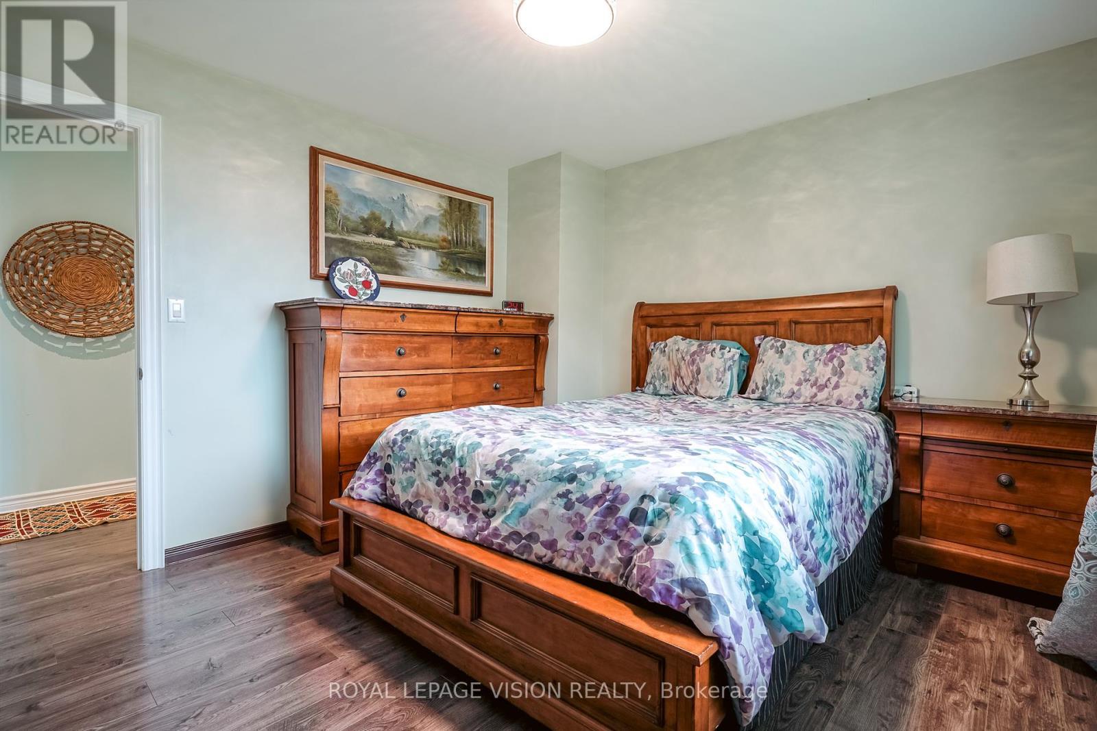 30 Queen Street, Puslinch, ON