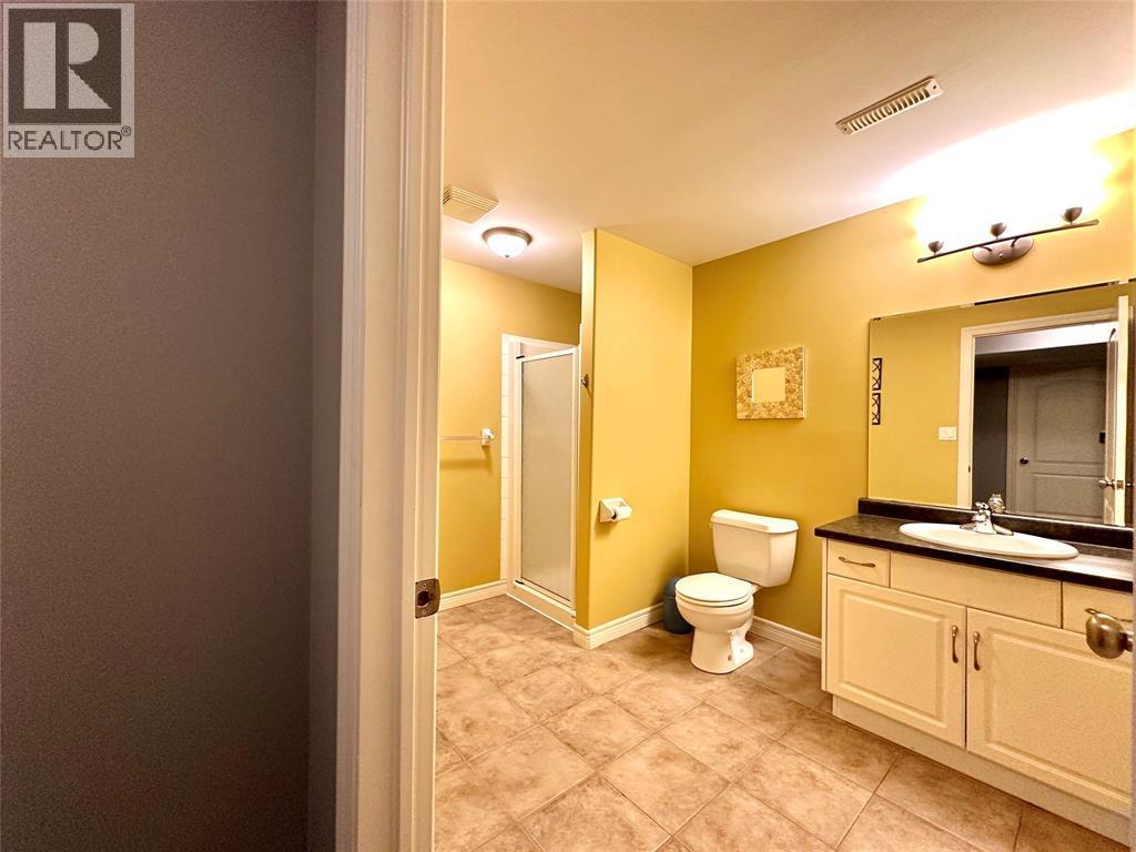 197 Augusta Blvd Boulevard, Sarnia, ON - Indoor Photo Showing Bathroom