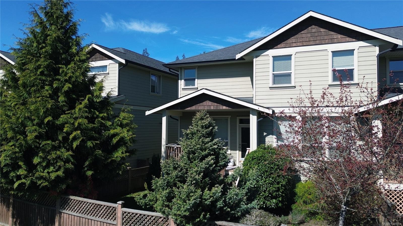 107-2253 Townsend Rd, Sooke, BC