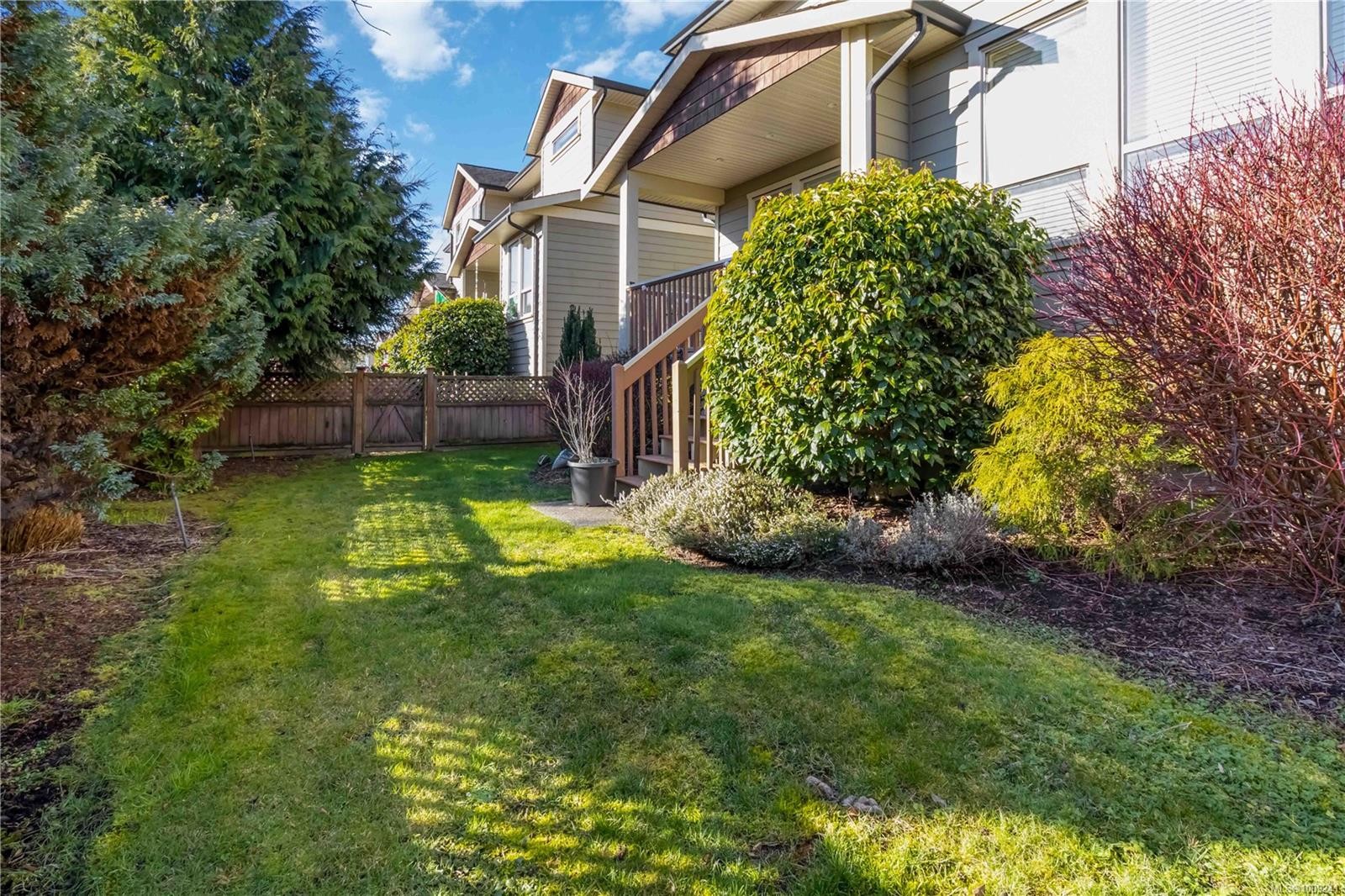 107-2253 Townsend Rd, Sooke, BC