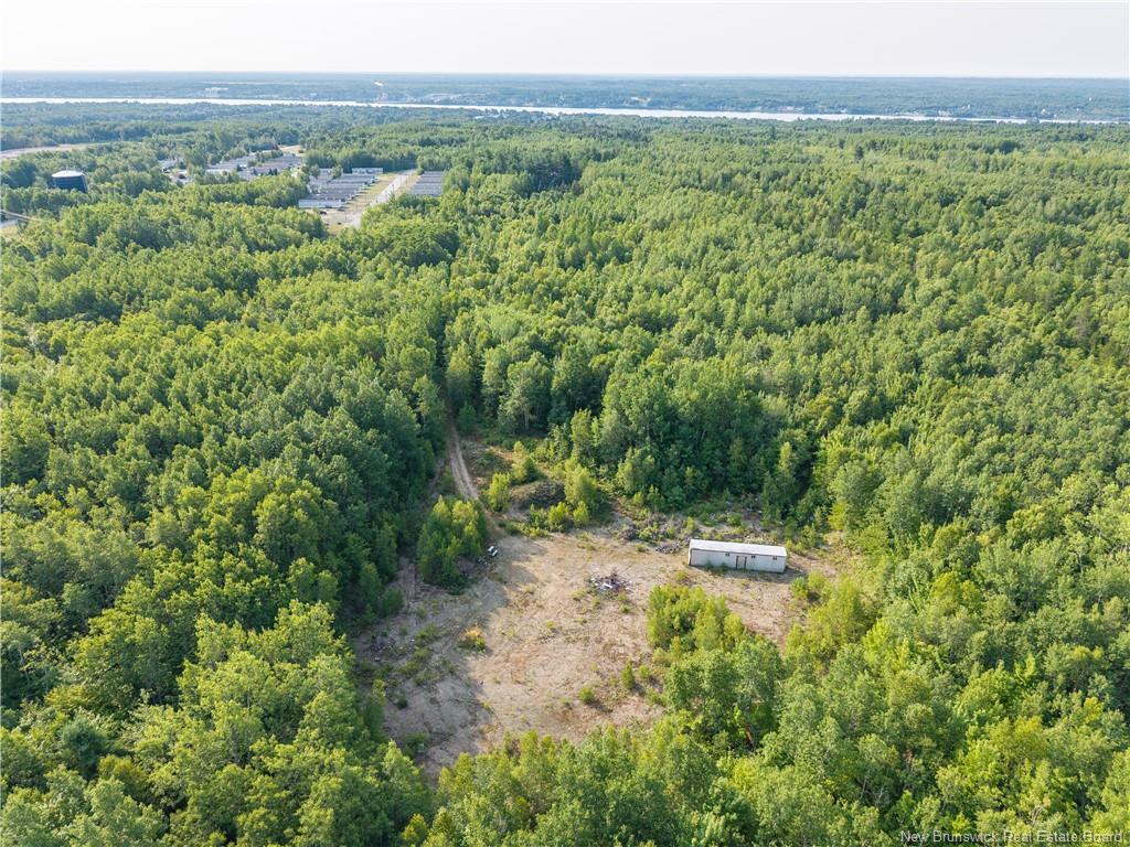 15 Mckinnon Rd, Miramichi, NB