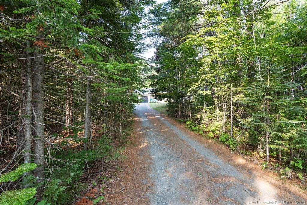 15 Mckinnon Rd, Miramichi, NB