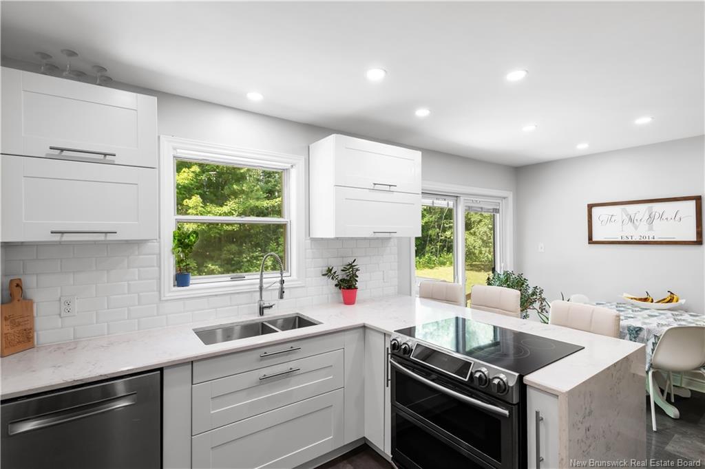 15 Mckinnon Rd, Miramichi, NB