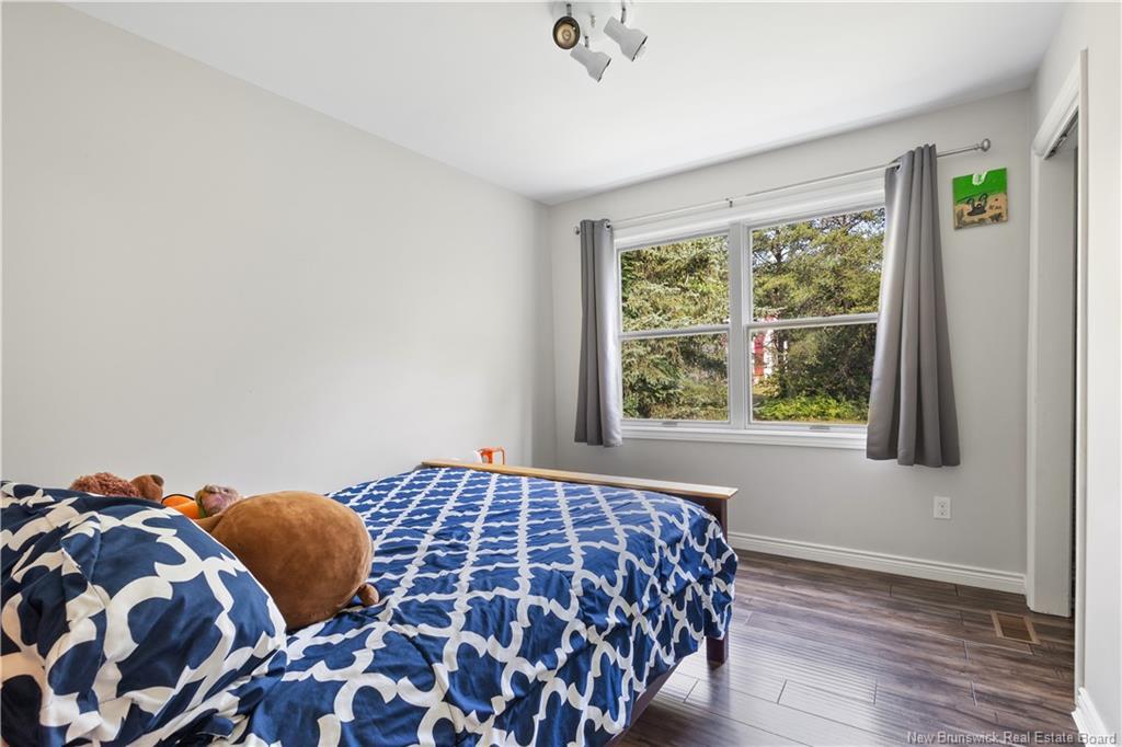 15 Mckinnon Rd, Miramichi, NB