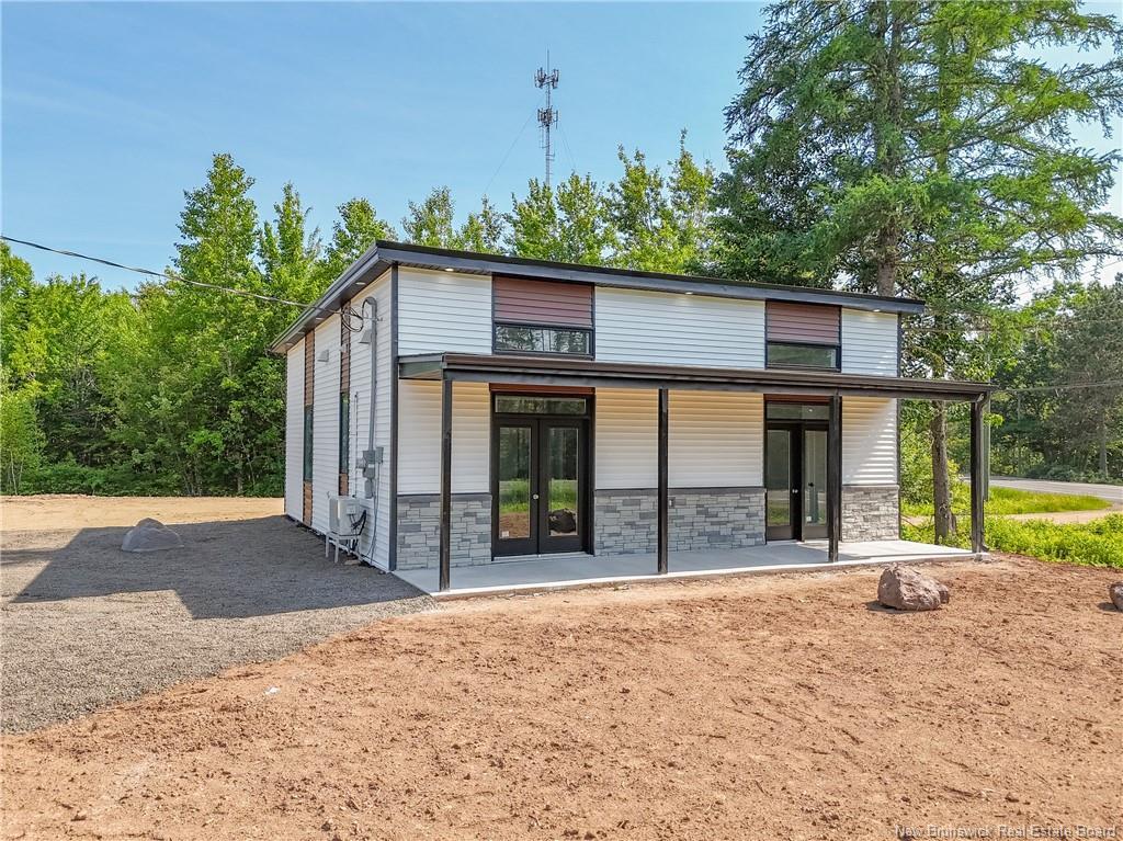 1236 Pleasant Dr, Minto, NB