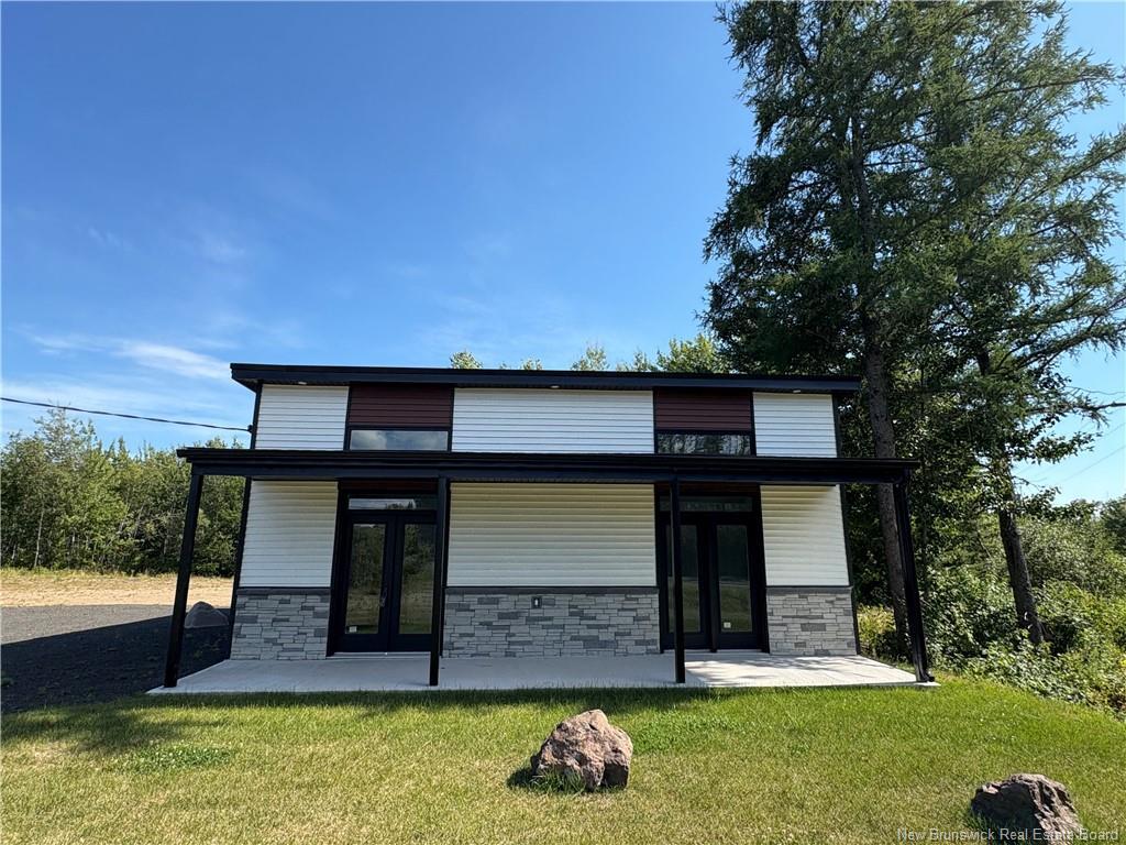 1236 Pleasant Dr, Minto, NB