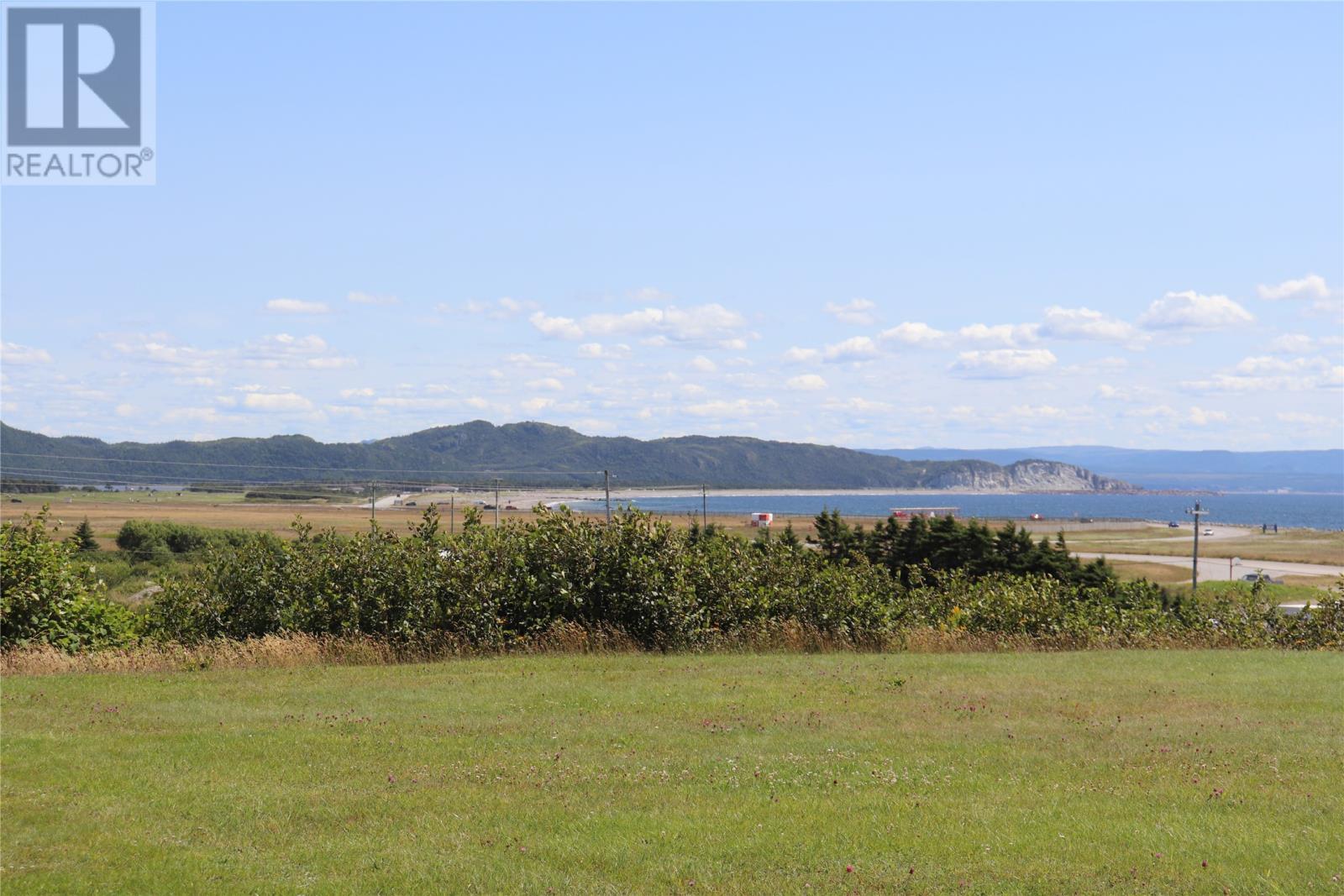 120 West Street, Stephenville, NL