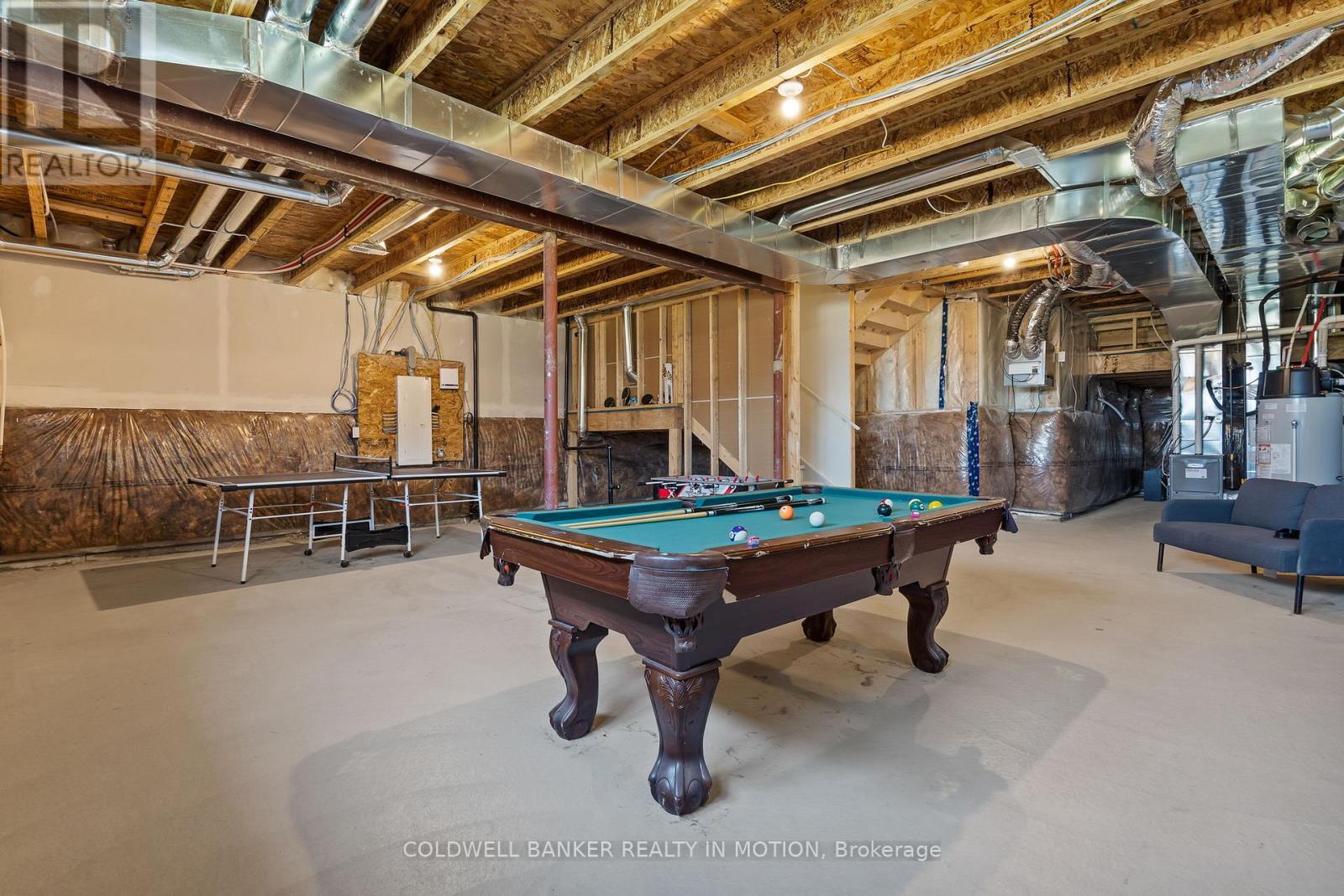 6 Discovery Drive, Thorold, ON - Indoor