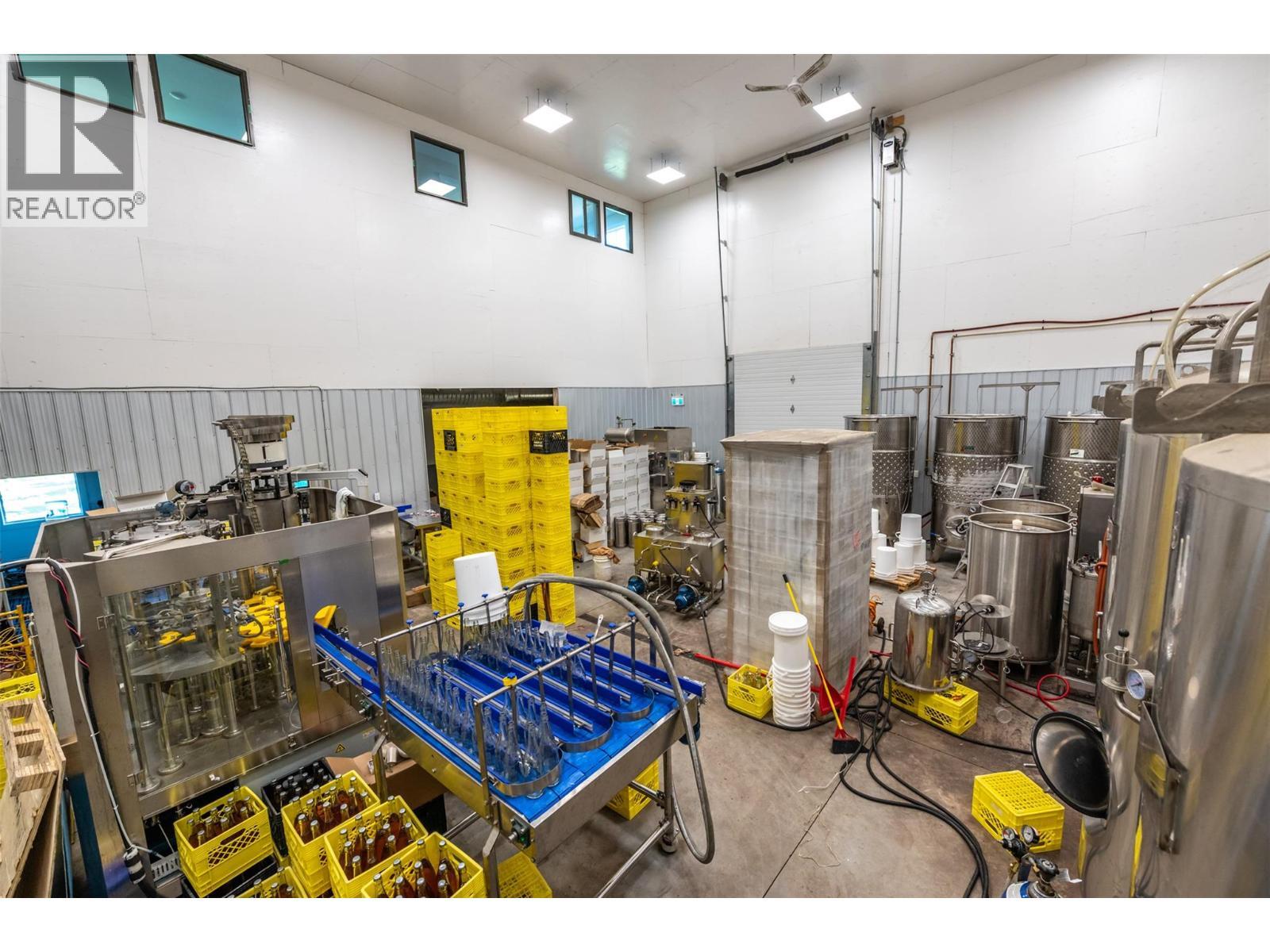 725 Mackenzie Road, Cawston, BC