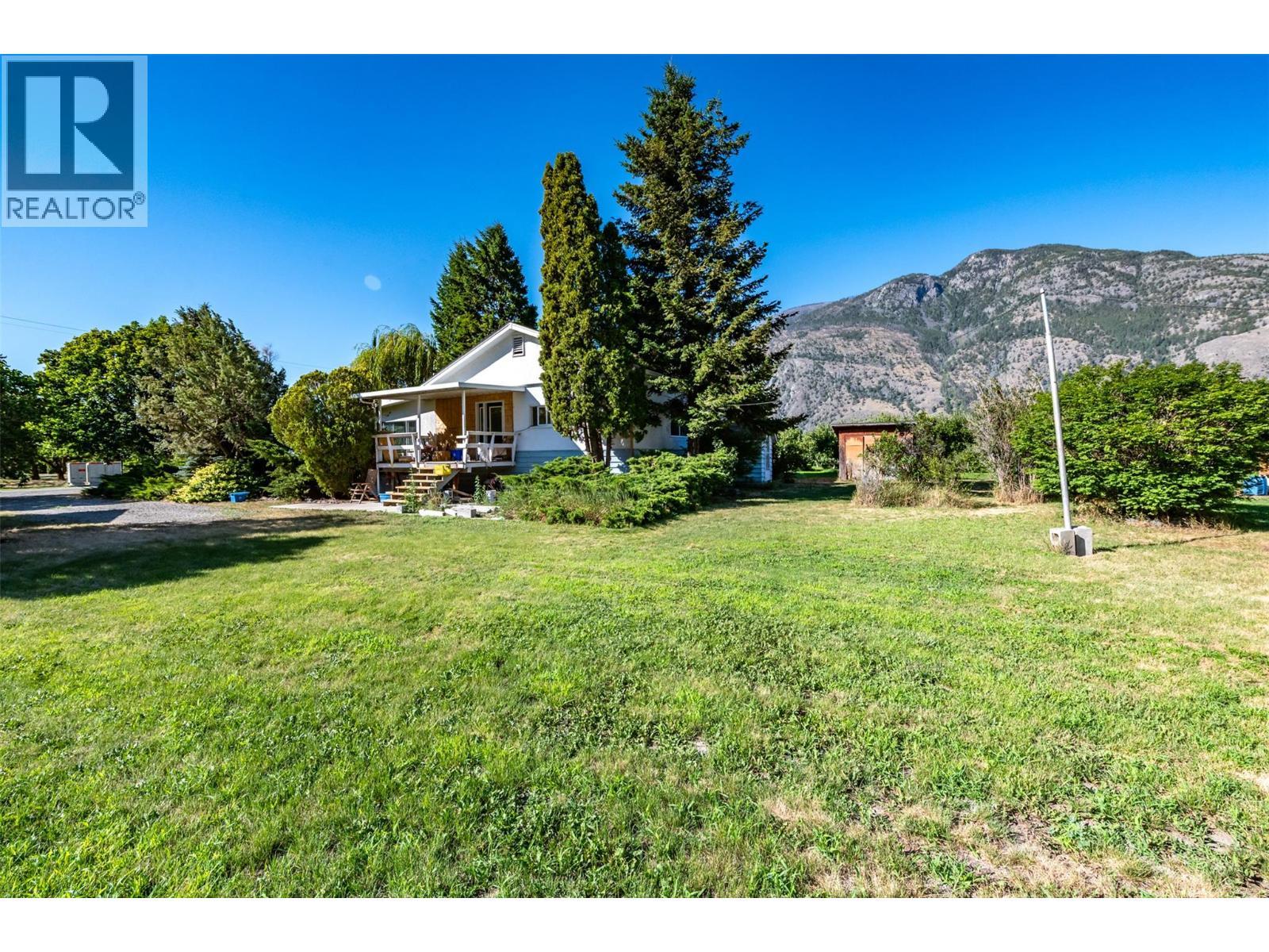 725 Mackenzie Road, Cawston, BC
