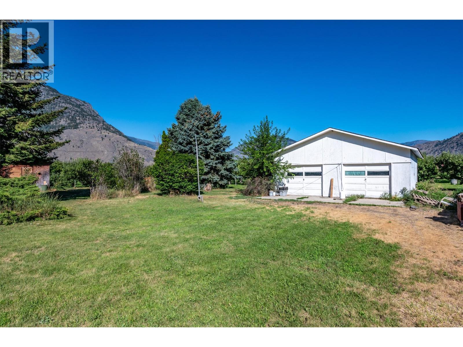 725 Mackenzie Road, Cawston, BC