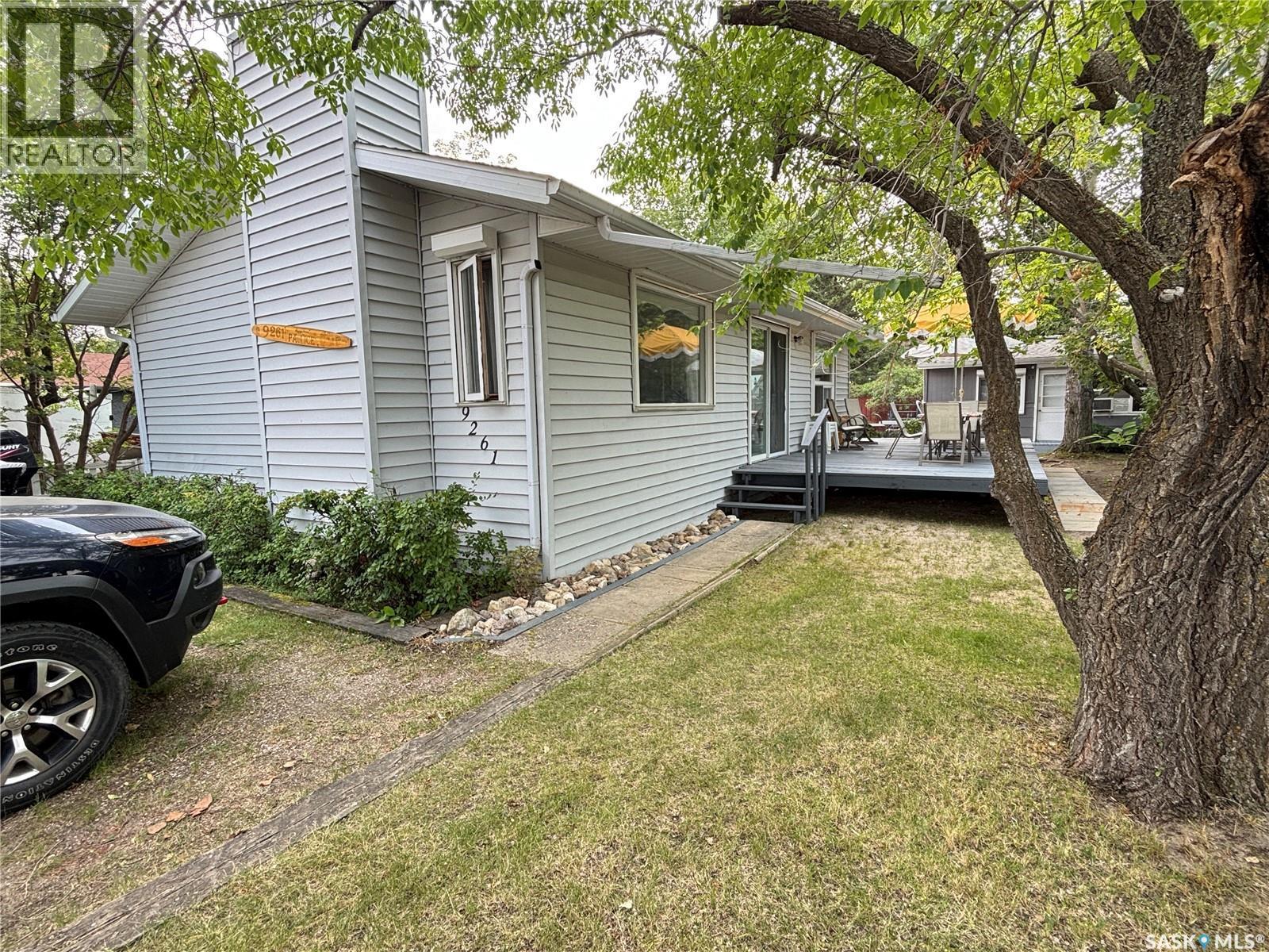9261 Clement Crescent, Cochin, SK - Outdoor