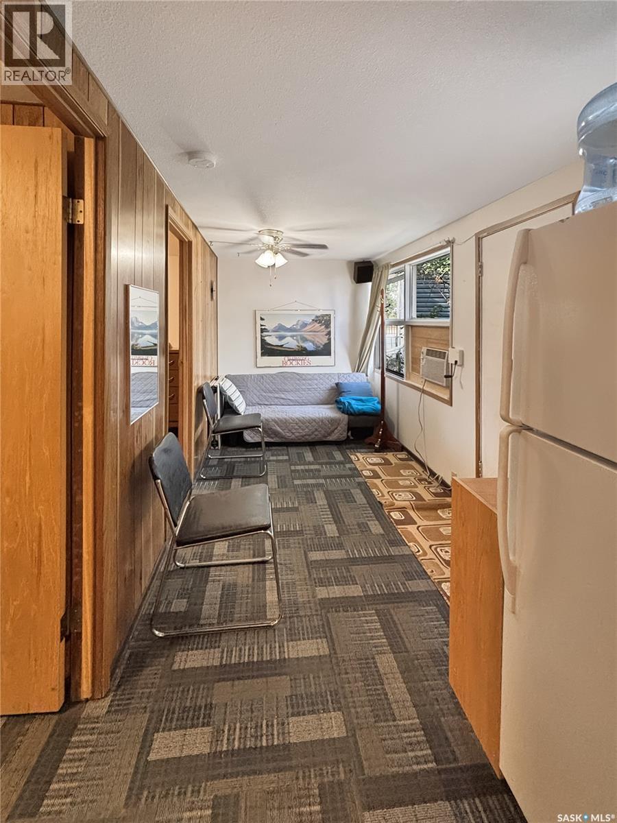 9261 Clement Crescent, Cochin, SK - Indoor Photo Showing Other Room