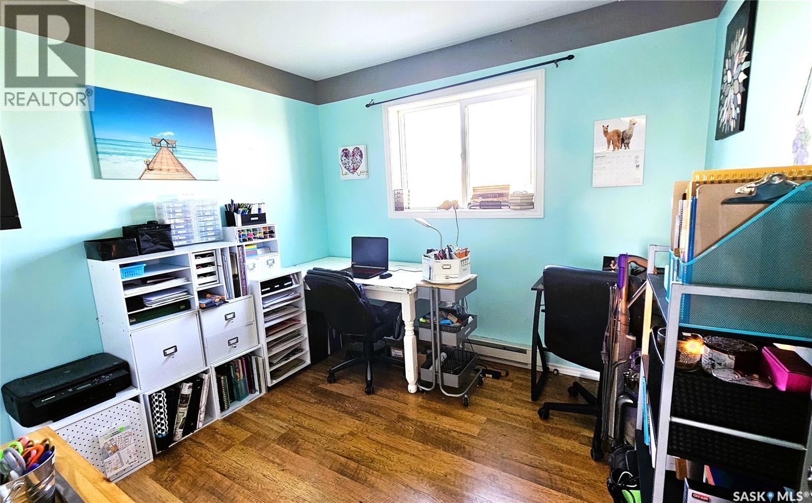 9 Bouchard Lane, Invergordon Rm No. 430, SK - Indoor Photo Showing Office