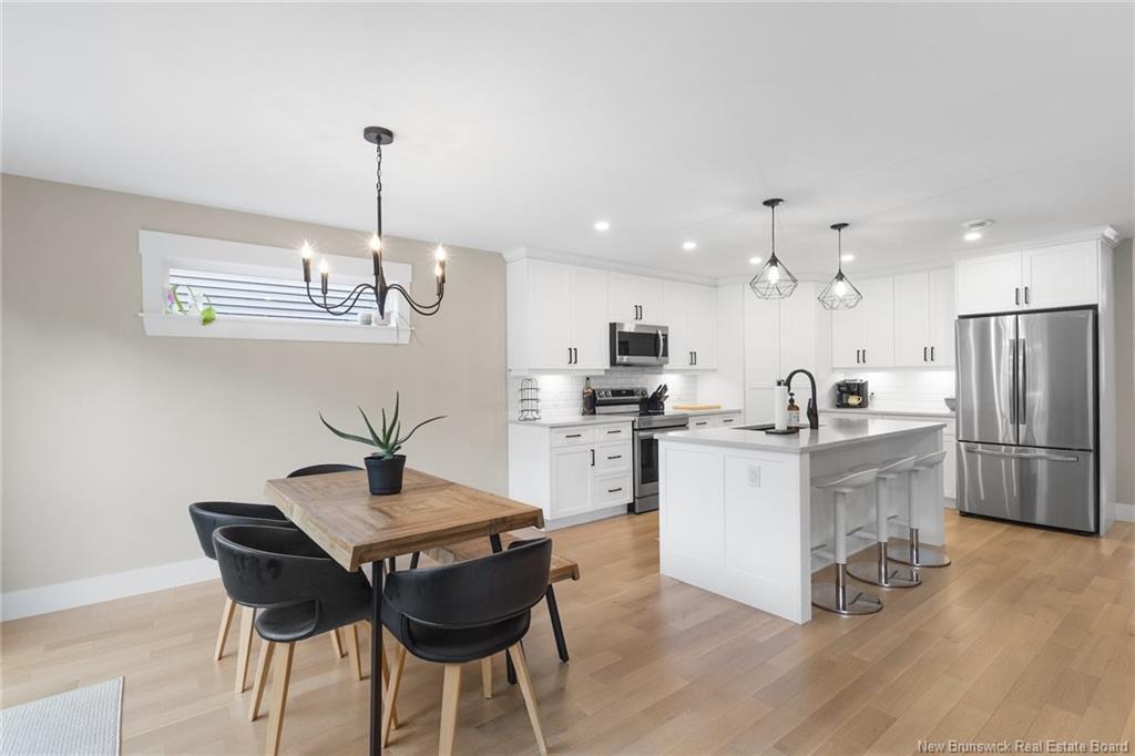 27 Weavers Wy, Fredericton, NB