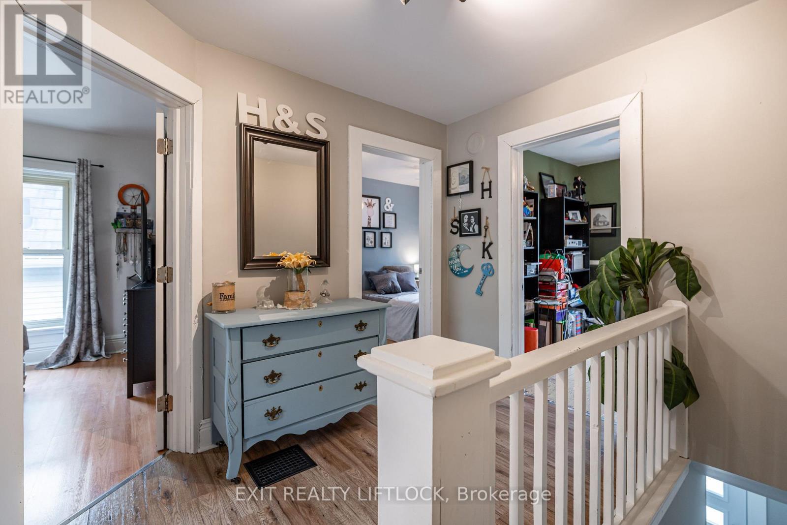 468 Cambridge Street, Peterborough (Town Ward 3), ON - Indoor