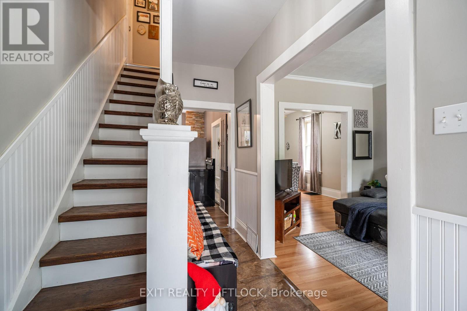 468 Cambridge Street, Peterborough (Town Ward 3), ON - Indoor Photo Showing Other Room