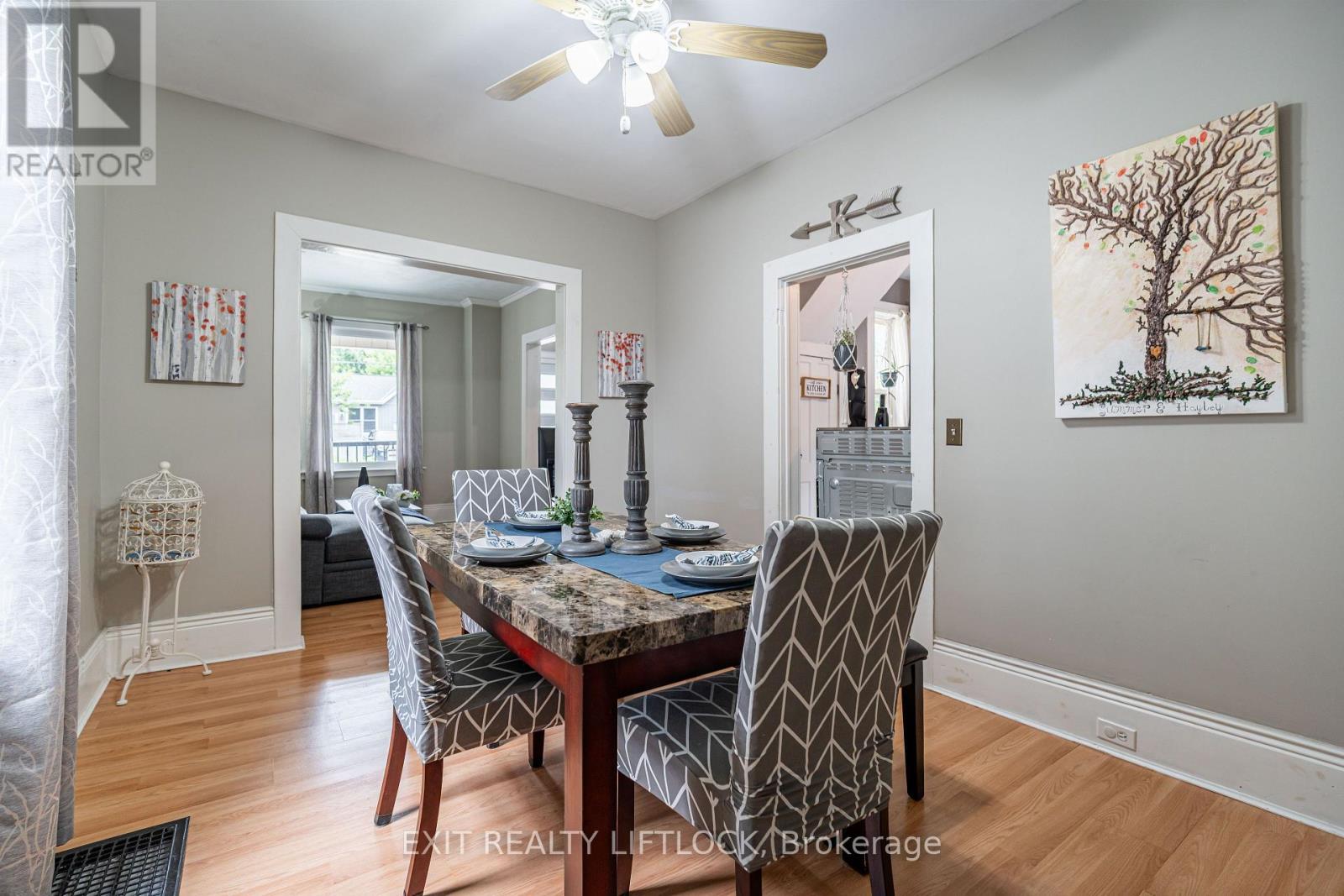 468 Cambridge Street, Peterborough (Town Ward 3), ON - Indoor Photo Showing Dining Room