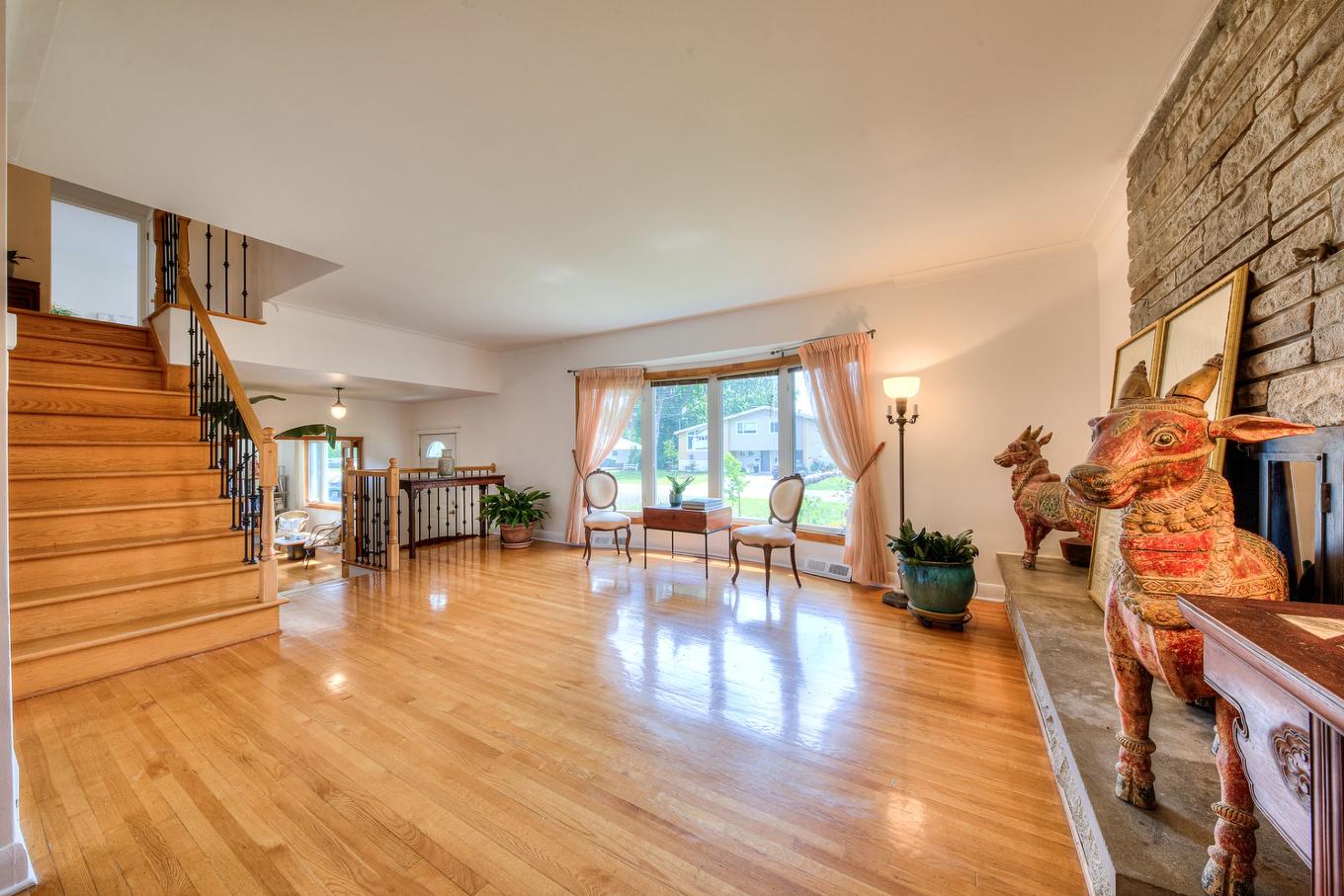 Living room - 191 Stonehenge Drive, Beaconsfield, QC - Indoor
