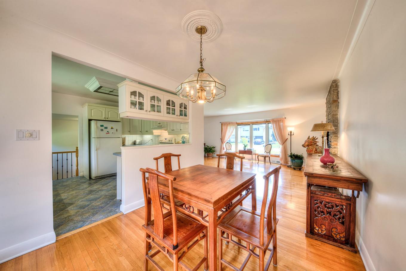 Dining room - 191 Stonehenge Drive, Beaconsfield, QC - Indoor Photo Showing Dining Room