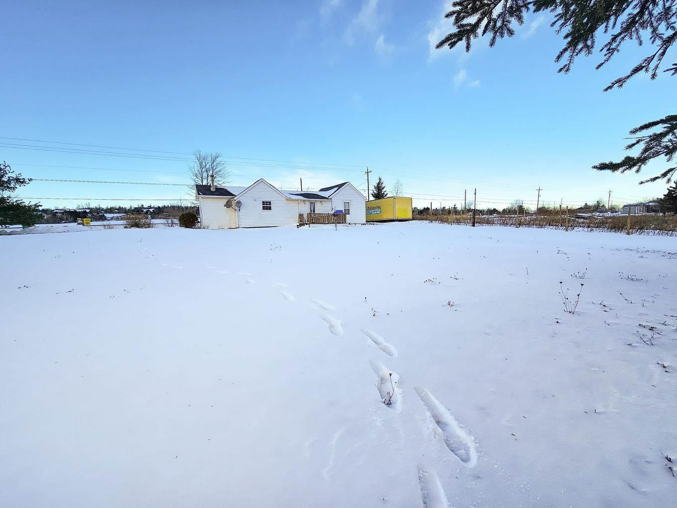 4606 Highway 2, Upper Economy, NS